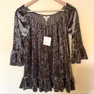 BeachLunchLounge Gray Crushed Velvet Peplum